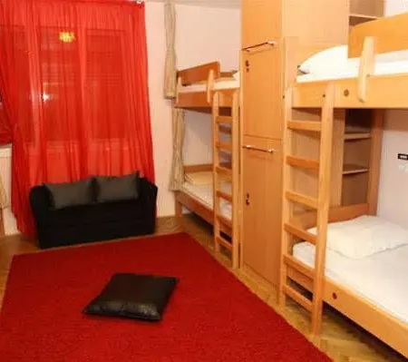 Tchaikovsky Hostel Split