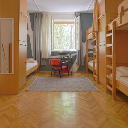 Hostel Tchaikovsky