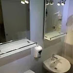 Хостел Tchaikovsky *