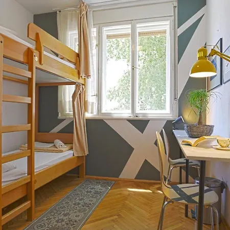 Albergue Tchaikovsky Split