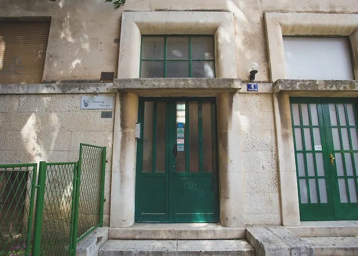 Tchaikovsky Hostel